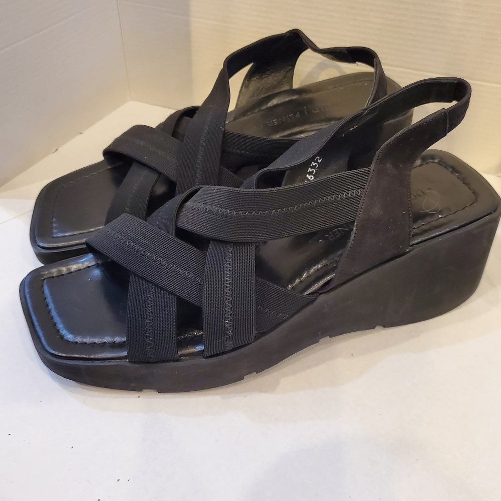 Donald J. Pliner Black Wedge Sandals Sz 9